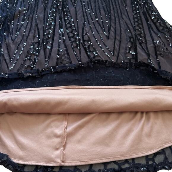 Nightway Gown Dress Navy Blue Mesh Sequins Halter Criss Criss Back Sheath Size 8 - Picture 11 of 16